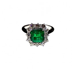 Anello Crivelli con Smeraldo Ct. 2,40 e Diamanti Ct. 0,94 F